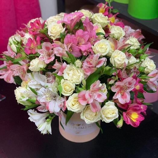 Цветы в коробке 🌹🌹🌹