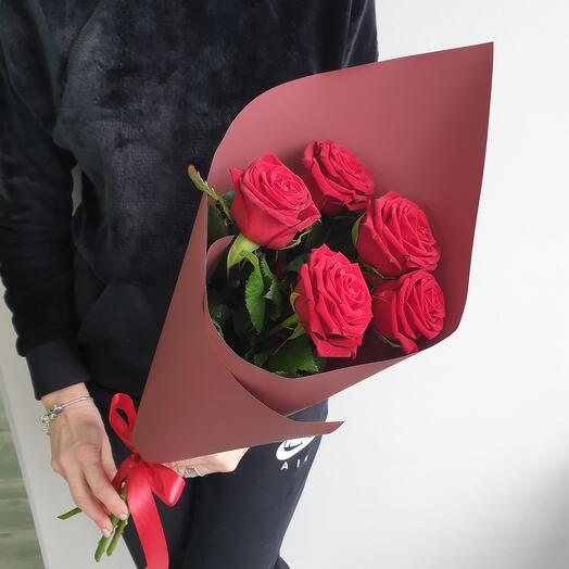 5 rosas