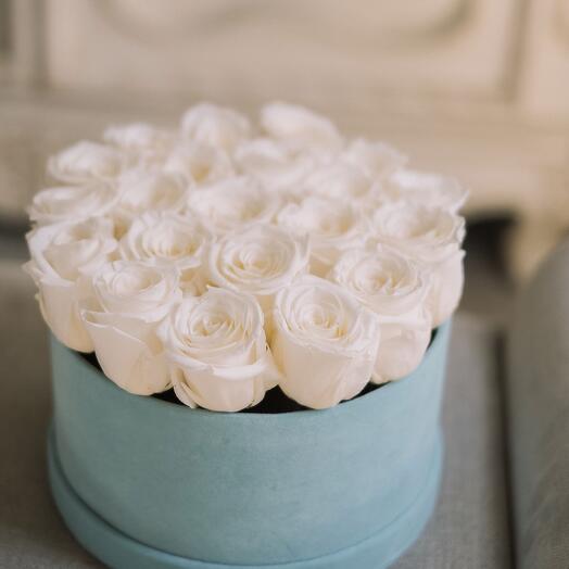 White roses in a box