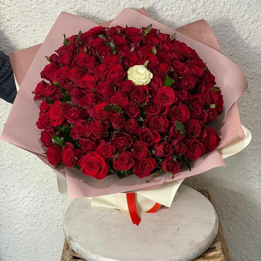 100 and 1 rose