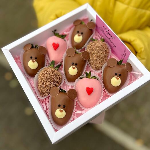 Клубника в бельгийском шоколаде «Влюбленный мишка» 😍