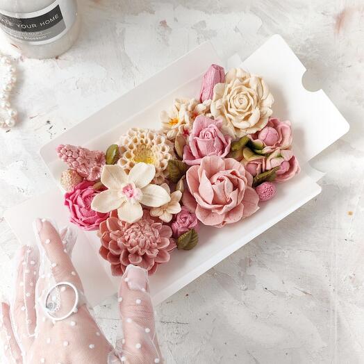 Sweet set of marshmallow roses and orchids "I love you"