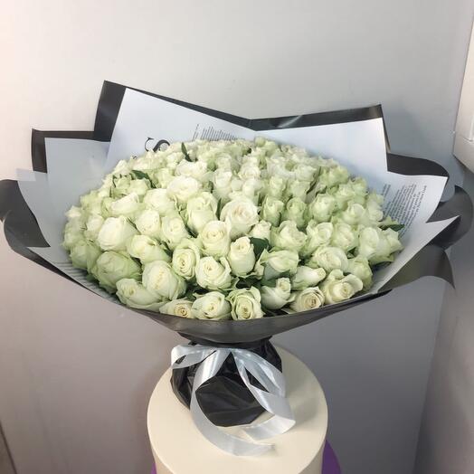 101 white roses