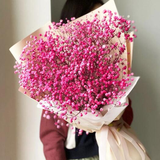 Букет из розовых гипсофил