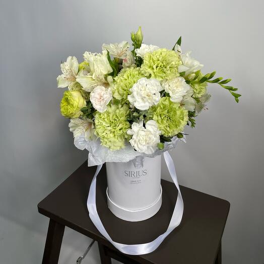 White hat box with dianthuses