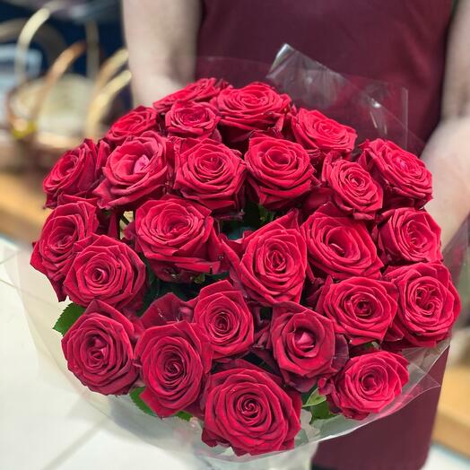 Ramo de rosas Burdeos