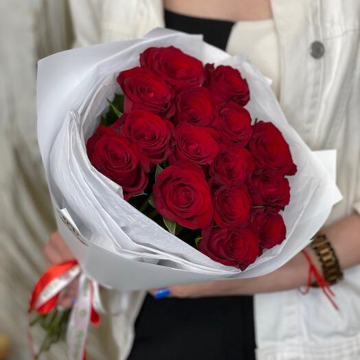 Ramo de 15 rosas rojas