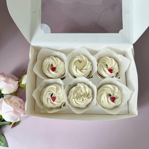 Капкейки 🧁 6 шт с начинкой Love-любовь ️