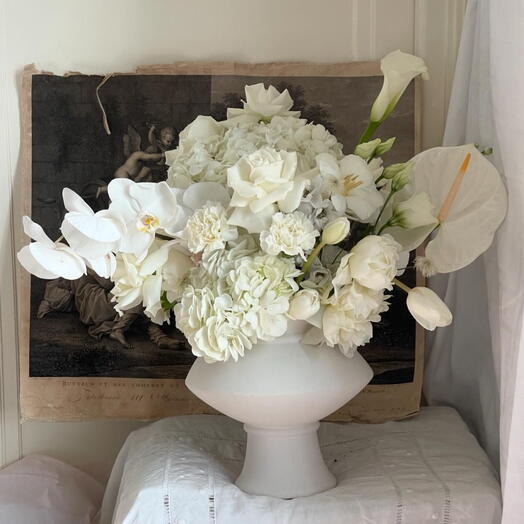 White elegant in Vase
