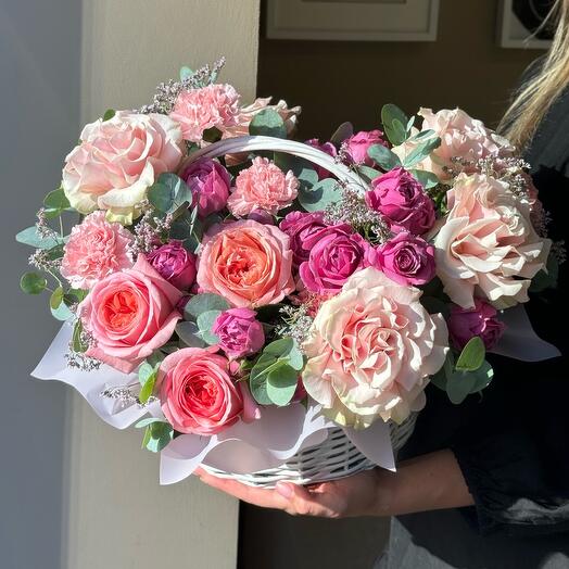 Композиция «Французский поцелуй» с пионовидными розами 💓