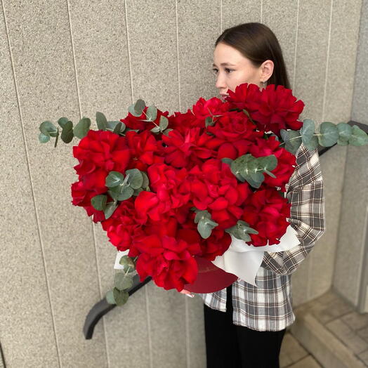 Ажурные розы
