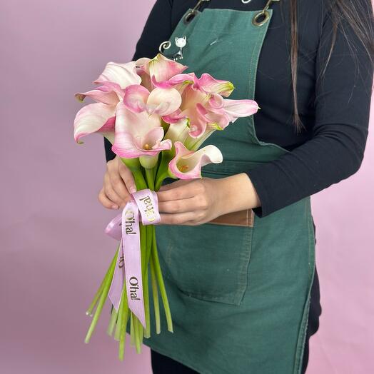 Calla lilies bouquet