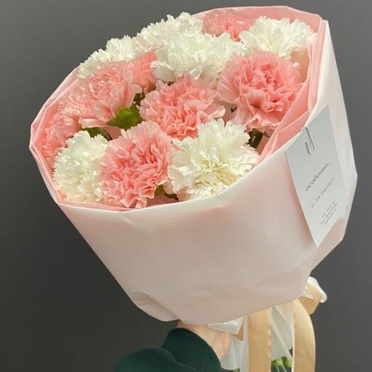 Bouquet of 15 dianthuses