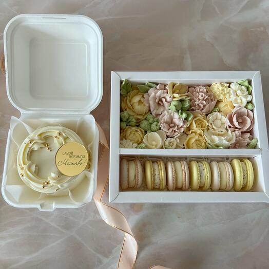 Комбо набор бенто торт, зефирные цветы и ассорти macarons подарок маме, на День матери