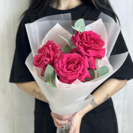 Ramo de 3 rosas francesas en la decoración