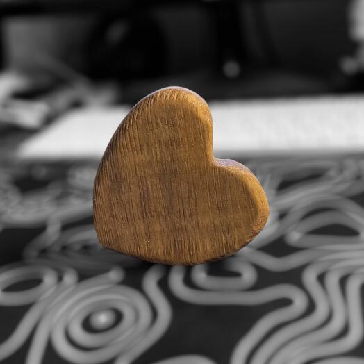 Декоративное деревянное сердце