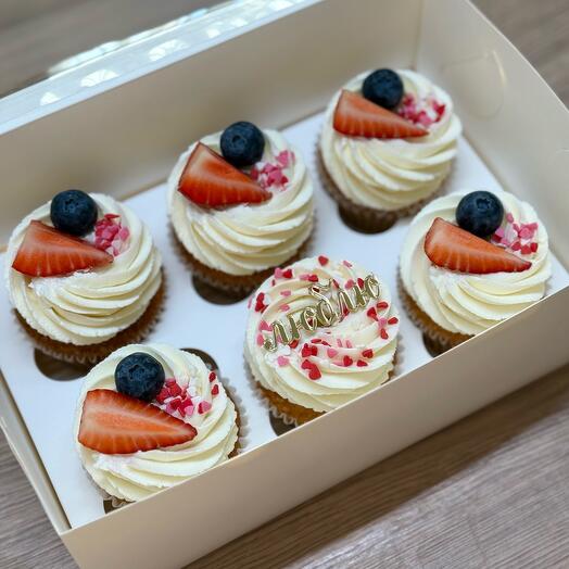 Капкейки 6шт «Люблю»