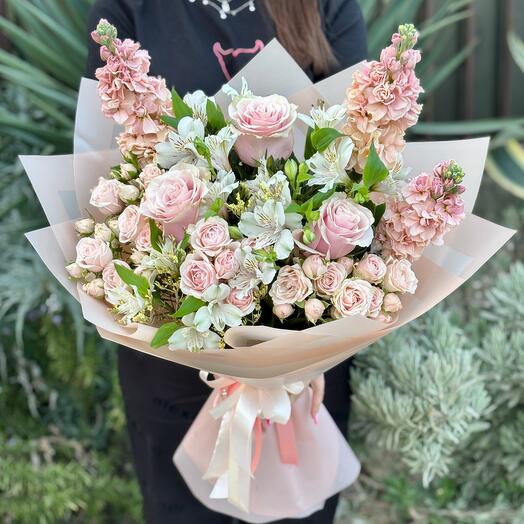 Bouquet of pale pink roses, mattiola and bush roses