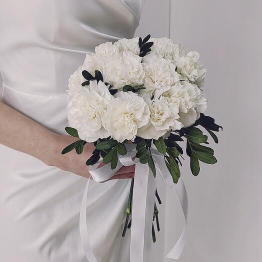 Wedding bouquet of white dianthuses