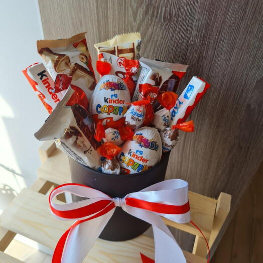 Коробочка kinder
