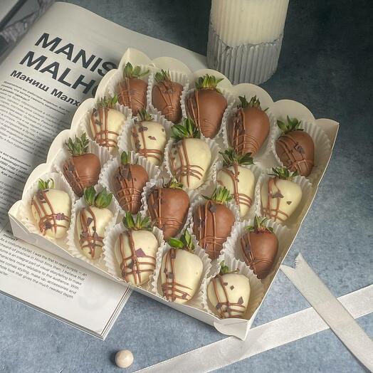 Клубника в шоколаде Подарок  (16-20🍓)