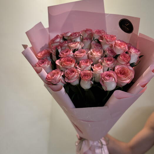 25 Jumilia roses