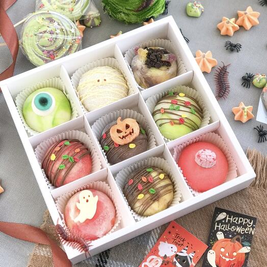 Пирожные моти «Trick or Treat»