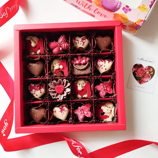 Шоколадные конфеты в подарок маме на день матери