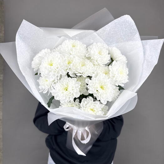 3 кустовых хризантем «Алтай» в светлой упаковке