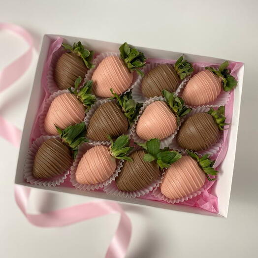 Клубника в шоколаде нежность 12 шт 🍓