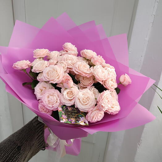 Сэнди - 9 Кустовых Роз Премиум