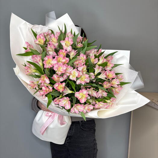 Альстромерия М🌸