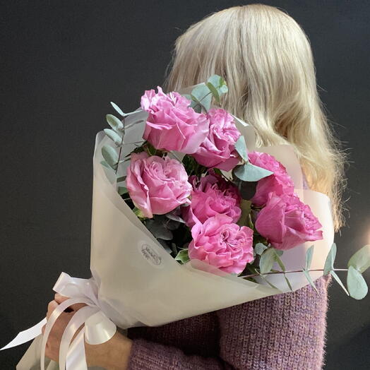 Букет из роз «Кантри блюз» и эвкалипта