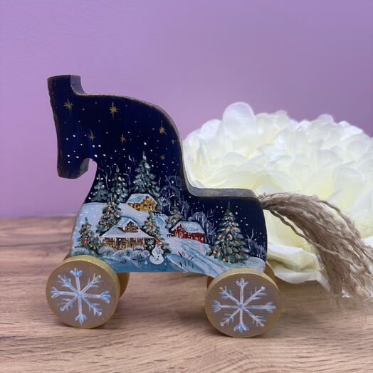 Деревянная лошадка «Новый год»