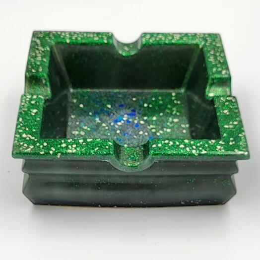 Пепельница