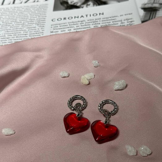 Серьги красное сердце