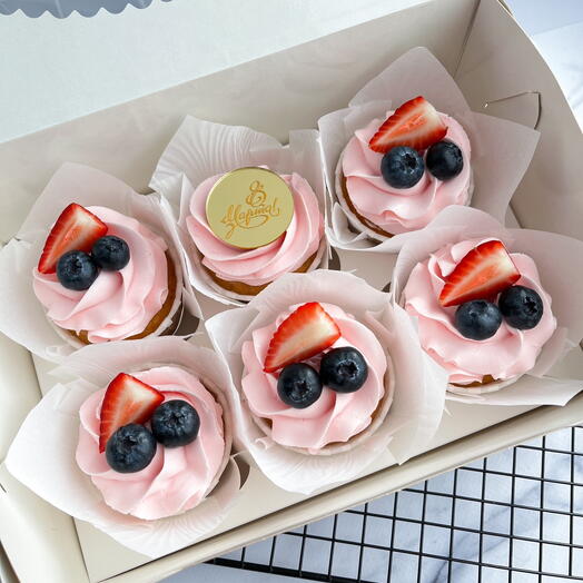 Cupcakes 6 pcs. by March 8th