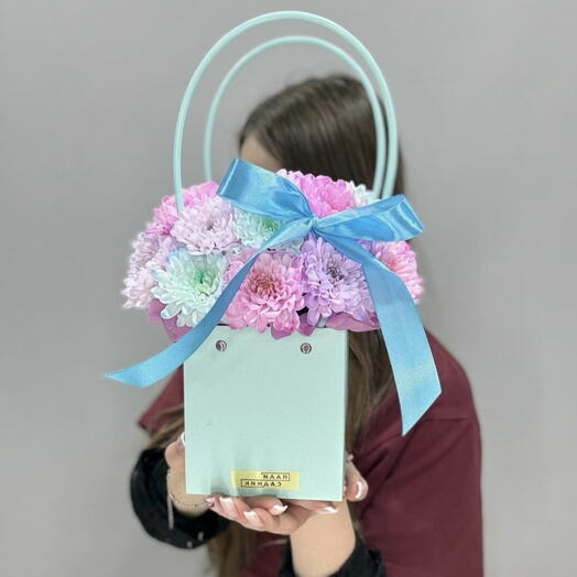 Цветочная композиция из хризантемы Радость без повода