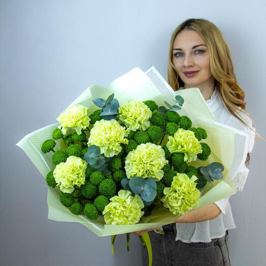 Зеленый букет💚 из Кустовой Хризантемы, Диантусов(Гвоздики) и веточками Эвкалипта