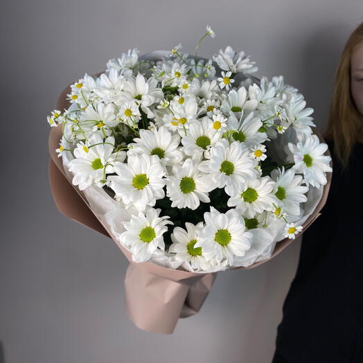 Букет из хризантемы и ромашки