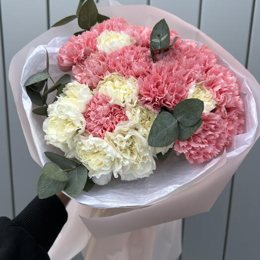 Трендовый букет 🌸