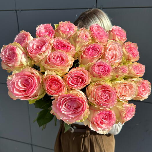 Букет из 25 пышных роз 💞