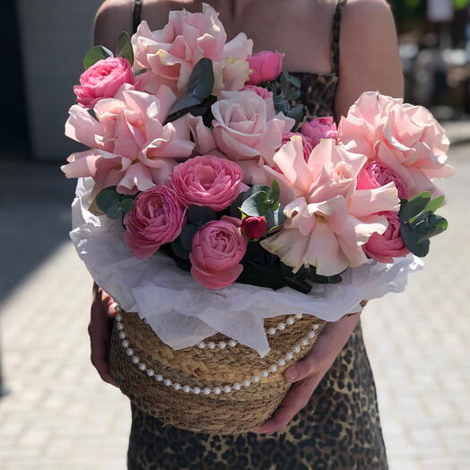 🌸🌸🌸Корзина с цветами с Французкими розами