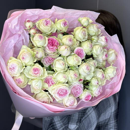 Кустовые розы- объемный букет 🌸