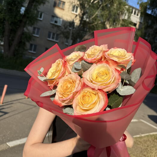 Мини букет из роз