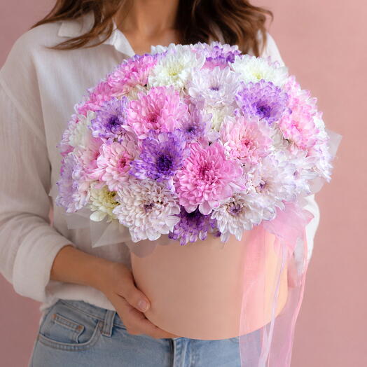 Розовая мечта💗 коробочка с кустовыми хризантемами