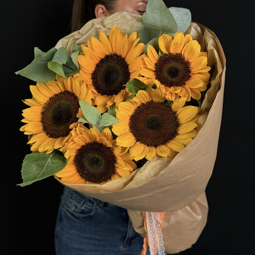 Букет с подсолнухами🌻 в стильном оформление😍