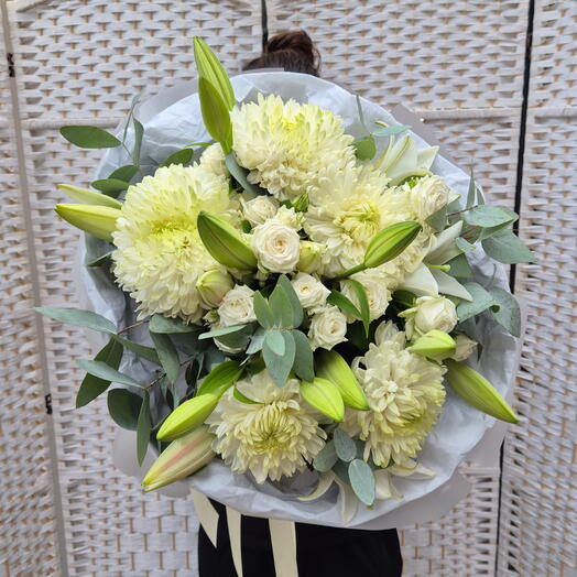 Bouquet 1 🤍 (хризантемы и лилии)