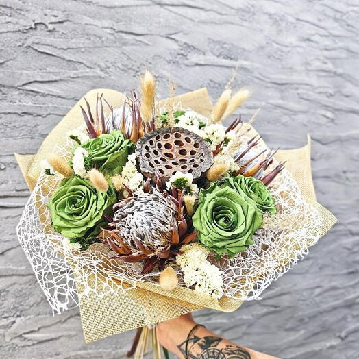 Роскошный авторский букет сухоцветов с протеей