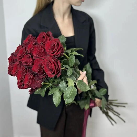 15 красных Эквадорских роз 🌹